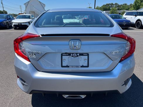 Used 2019 Honda Civic Sport image 4