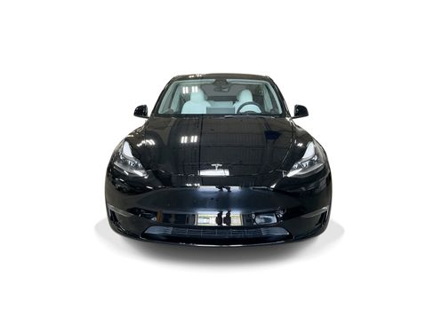 Certified 2023 Tesla Model Y Long Range AWD/4WD image 2