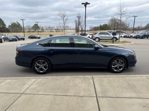 Certified 2024 Honda Accord EX image 5