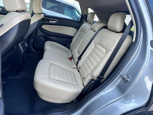 Used 2023 Ford Edge SEL w/ Convenience Package AWD/4WD image 12