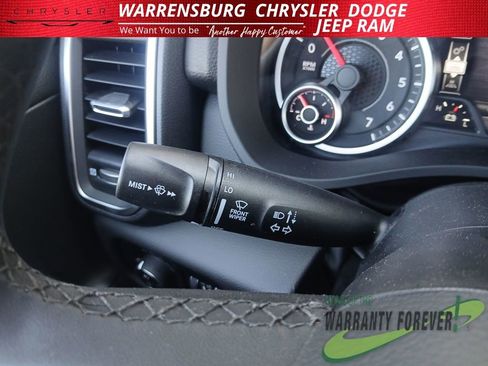 New 2026 RAM 1500 4x4 Crew Cab image 17