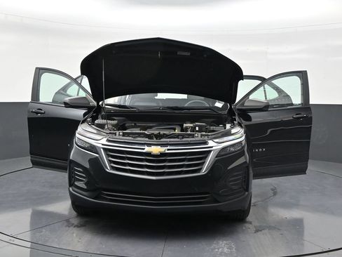 Used 2024 Chevrolet Equinox LS FWD image 33