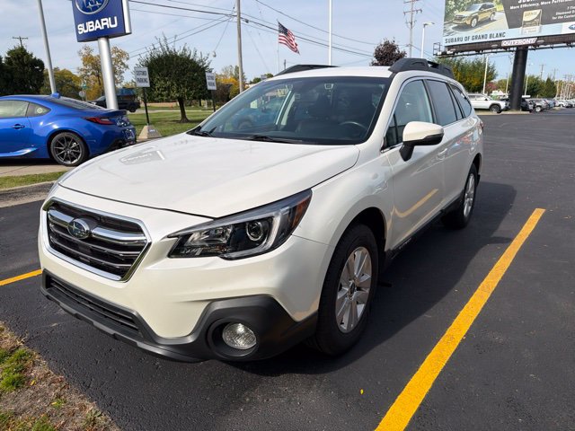 Used 2018 Subaru Outback 2.5i Premium AWD/4WD image 2