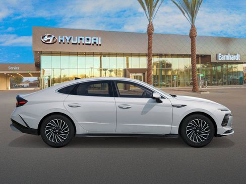 New 2026 Hyundai Sonata Limited FWD image 7