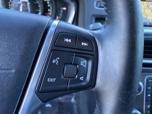 Used 2015 Volvo S60 T5 Platinum image 18