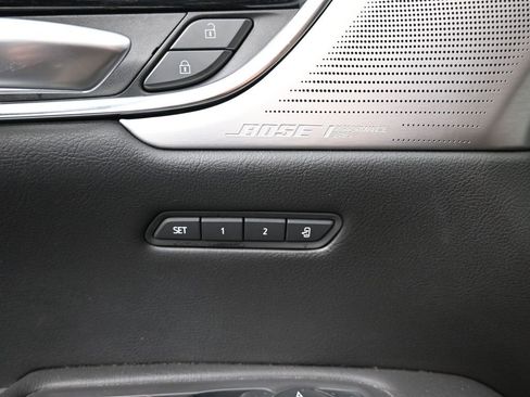 Used 2022 Cadillac XT5 Premium Luxury image 28