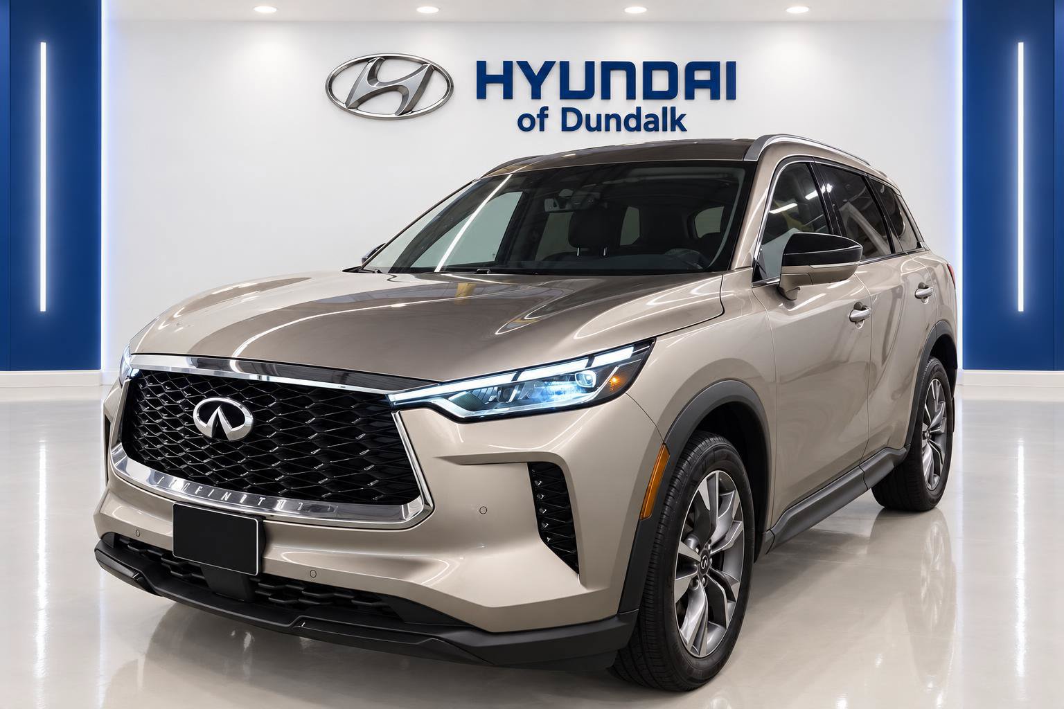 Used 2024 INFINITI QX60 Luxe AWD/4WD image 3