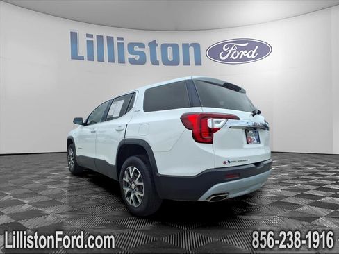 Used 2023 GMC Acadia SLE image 4