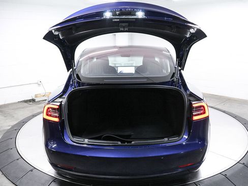 Used 2018 Tesla Model 3 RWD image 26