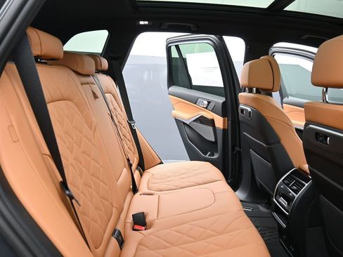 New 2026 BMW X5 xDrive50e w/ M Sport Package image 18