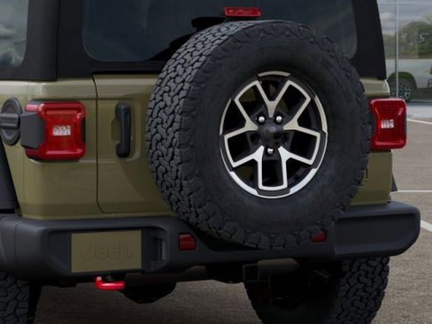 New 2026 Jeep Wrangler Unlimited Rubicon w/ Technology Group AWD/4WD image 13