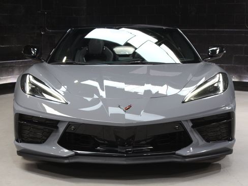 Used 2024 Chevrolet Corvette Stingray Premium Conv w/ Z51 Performance Package RWD image 12