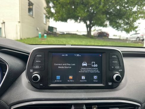 Used 2020 Hyundai Santa Fe SEL FWD image 9