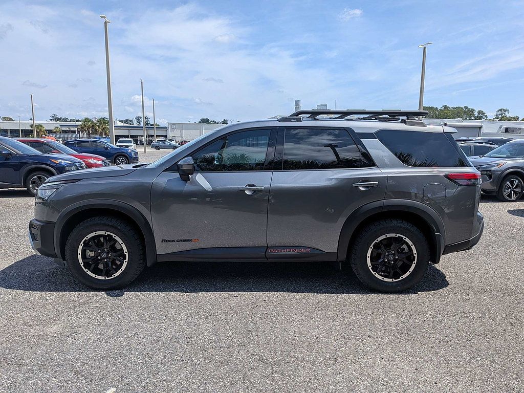 Used 2025 Nissan Pathfinder Rock Creek AWD/4WD image 6