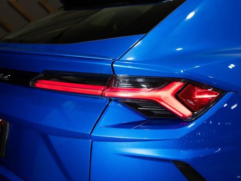 Used 2020 Lamborghini Urus image 41