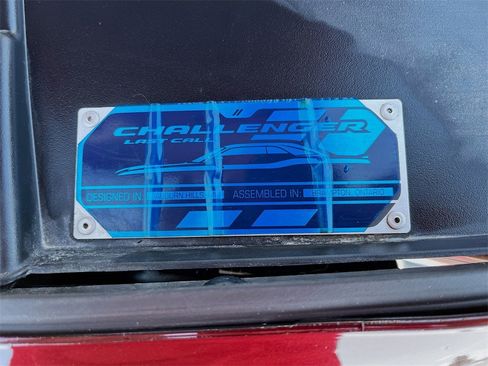 Used 2023 Dodge Challenger R/T image 32