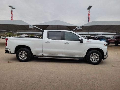 Used 2022 Chevrolet Silverado 1500 LT w/ Diesel Off-Road Package AWD/4WD image 9