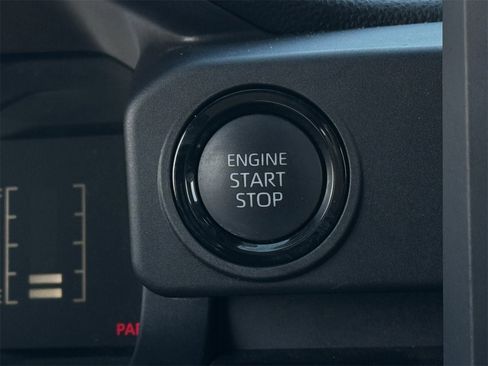 Used 2025 Toyota Tacoma SR5 image 20