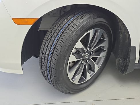 Used 2024 Honda Odyssey EX-L image 34