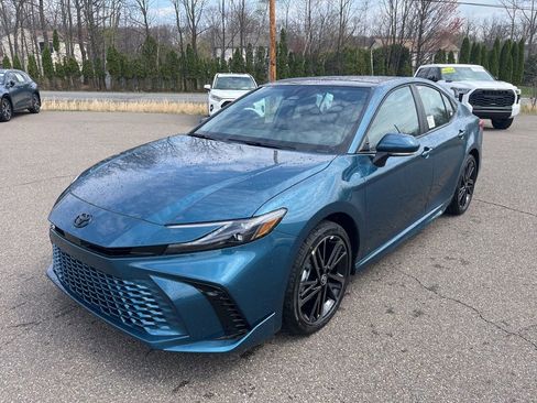 Used 2026 Toyota Camry XSE AWD/4WD image 2