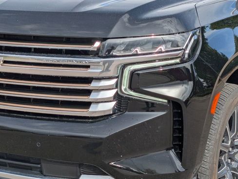 Used 2023 Chevrolet Tahoe High Country w/ Advanced Technology Package AWD/4WD image 10