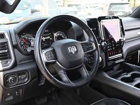 Used 2021 RAM 1500 Laramie AWD/4WD image 17