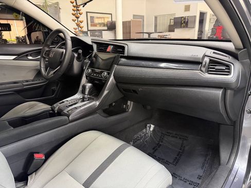 Used 2016 Honda Civic EX-T image 18