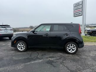 Used 2022 Kia Soul LX w/ Technology Package video 1