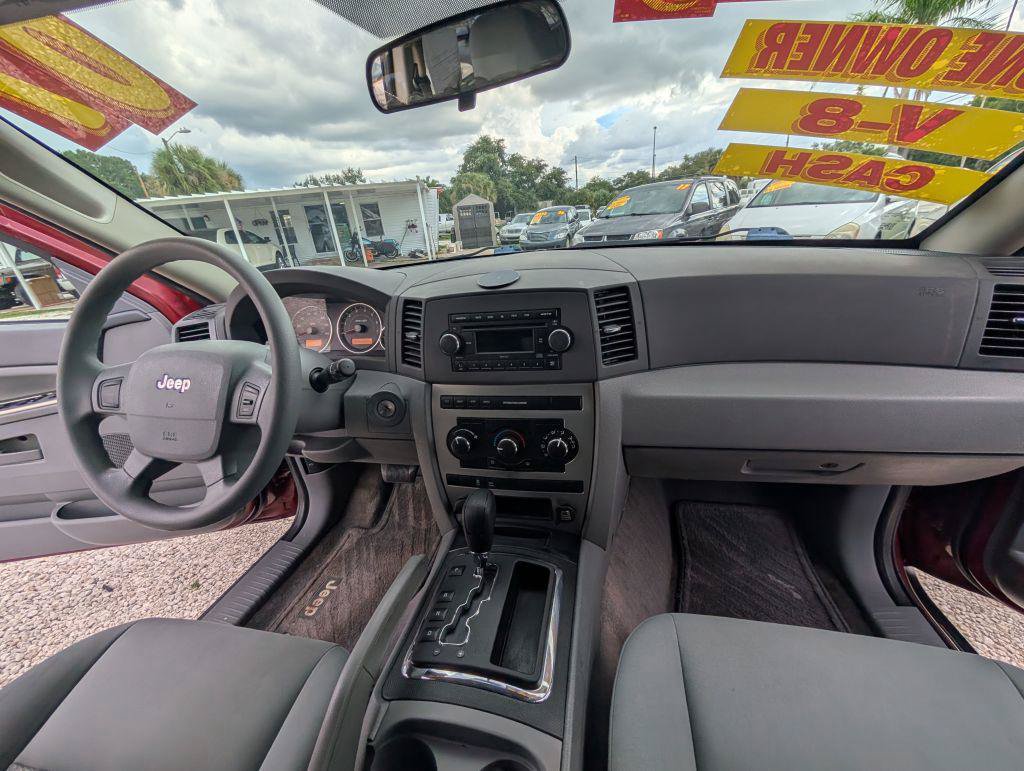 Used 2007 Jeep Grand Cherokee Laredo RWD image 14