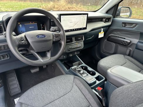 New 2025 Ford Maverick XLT w/ Black Appearance Package image 30