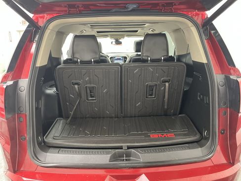 Used 2019 GMC Acadia Denali w/ Technology Package image 32