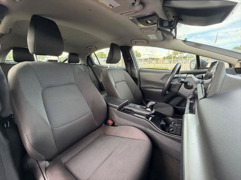 Used 2023 Toyota Prius LE FWD image 12