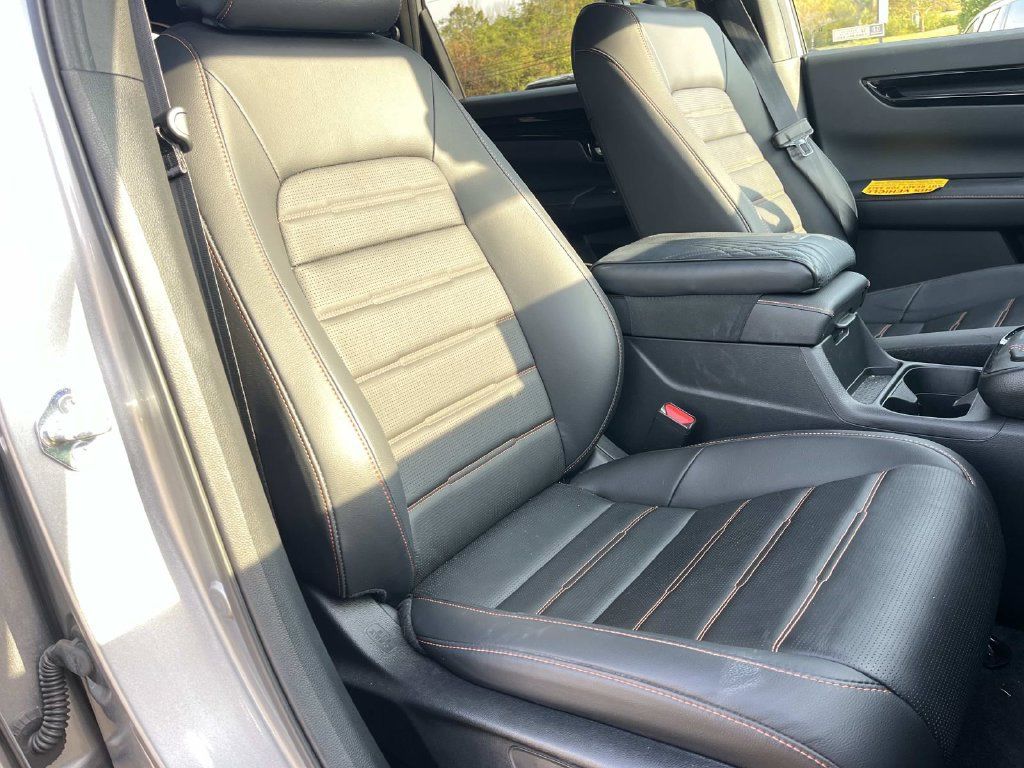 Used 2025 Honda CR-V Sport Touring image 29