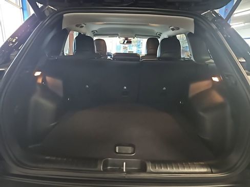 Used 2023 Jeep Cherokee Altitude Lux image 14