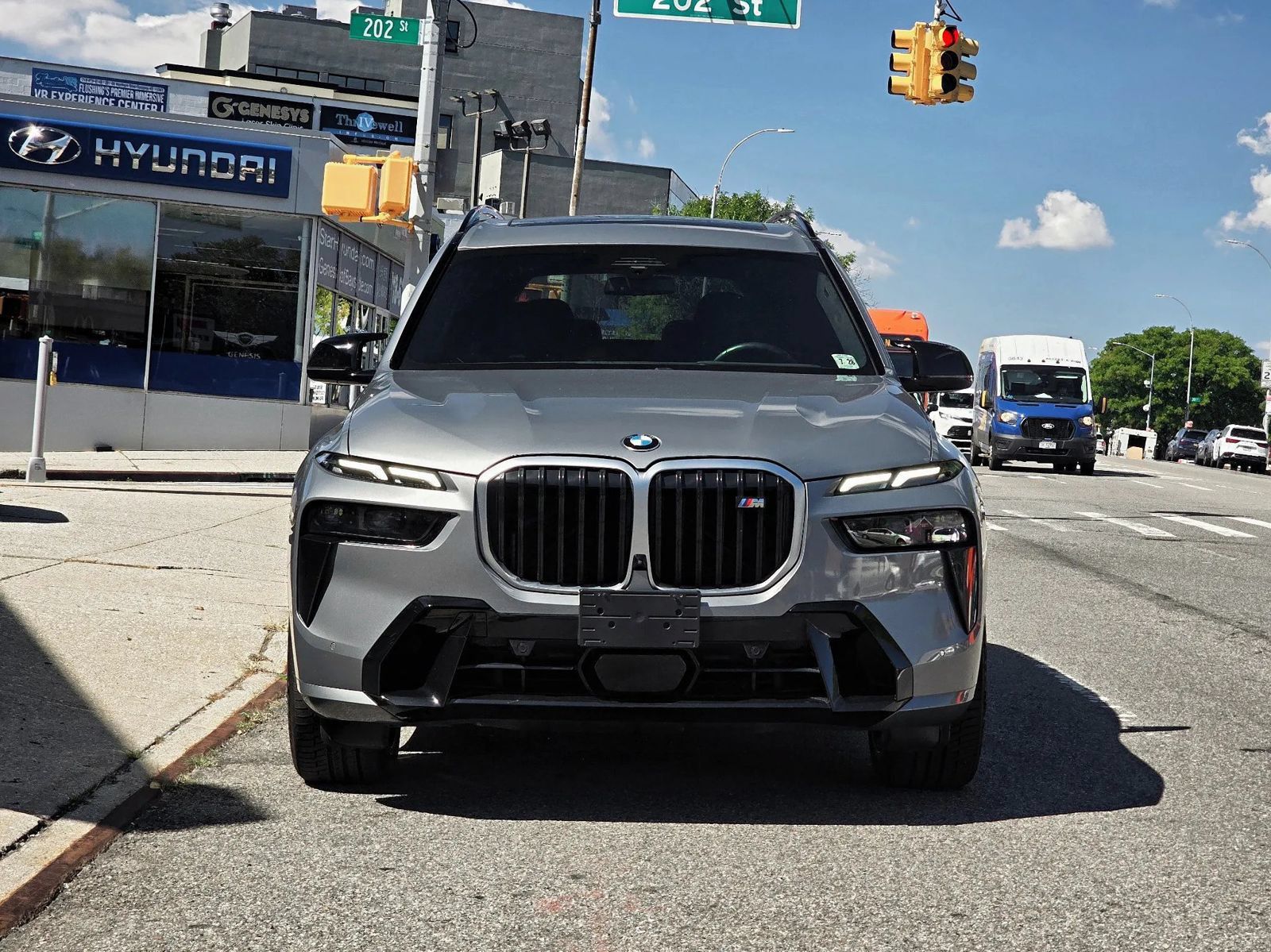 Used 2024 BMW X7 M60i w/ Executive Package AWD/4WD image 3