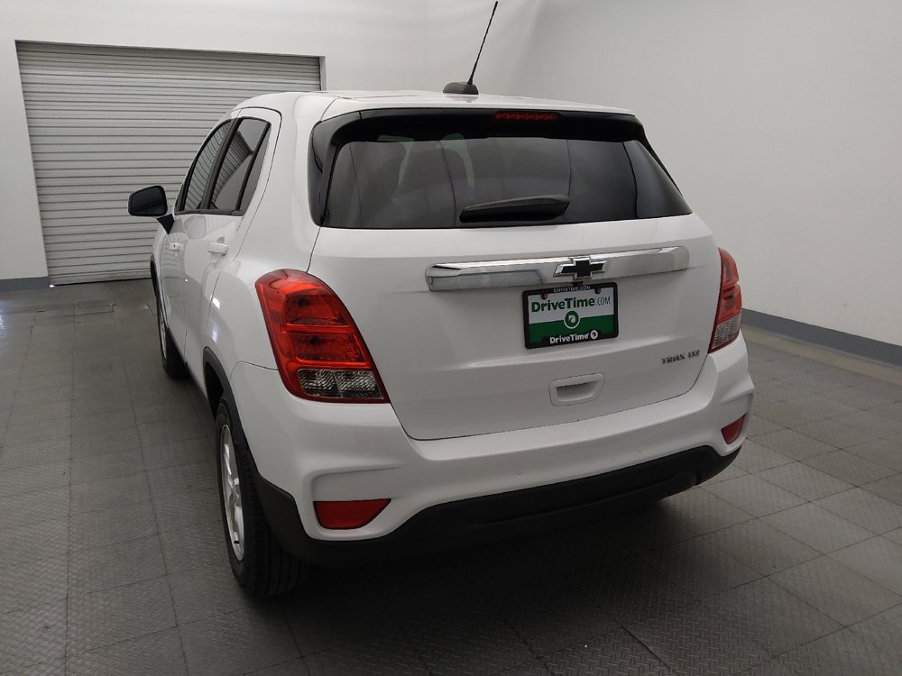 Used 2020 Chevrolet Trax LS w/ Tint and Cruise Package FWD image 6
