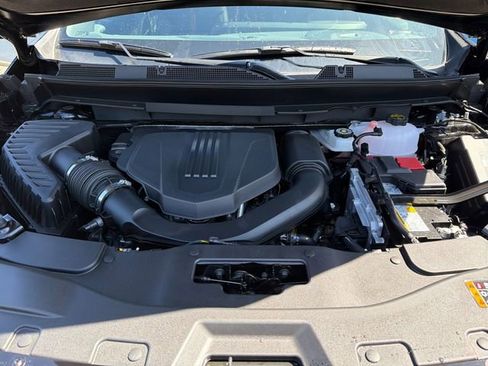 New 2026 Chevrolet Traverse RS w/ LPO, Floor Liner Package AWD/4WD image 24