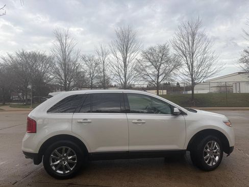 Used 2013 Ford Edge Limited AWD/4WD image 12