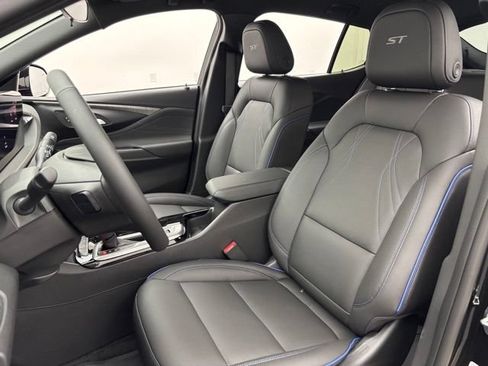 New 2026 Buick Envista Sport Touring w/ Convenience I Package FWD image 16