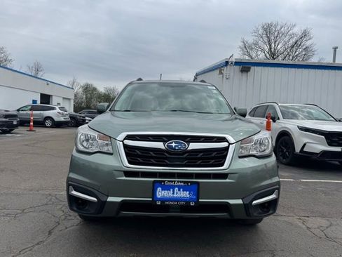 Used 2017 Subaru Forester 2.5i Premium w/ All-Weather Package AWD/4WD image 4