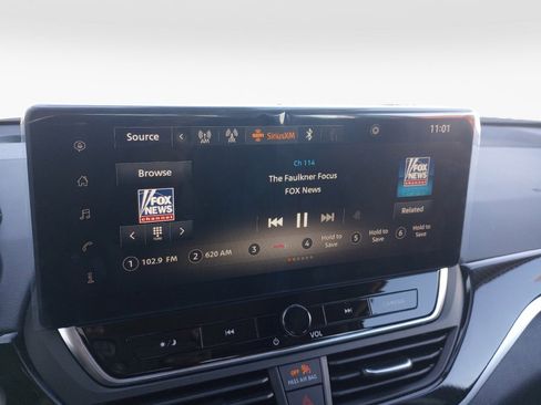 New 2025 Nissan Altima 2.5 SR w/ SR Premium Package image 16