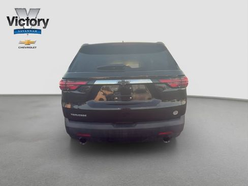 Used 2022 Chevrolet Traverse LS FWD image 6