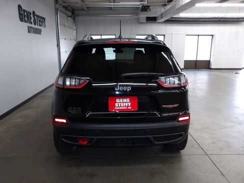 Used 2020 Jeep Cherokee Trailhawk w/ Cold Weather Group AWD/4WD image 7
