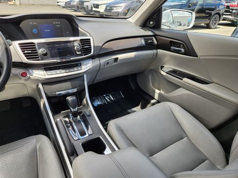 Used 2015 Honda Accord EX-L image 14