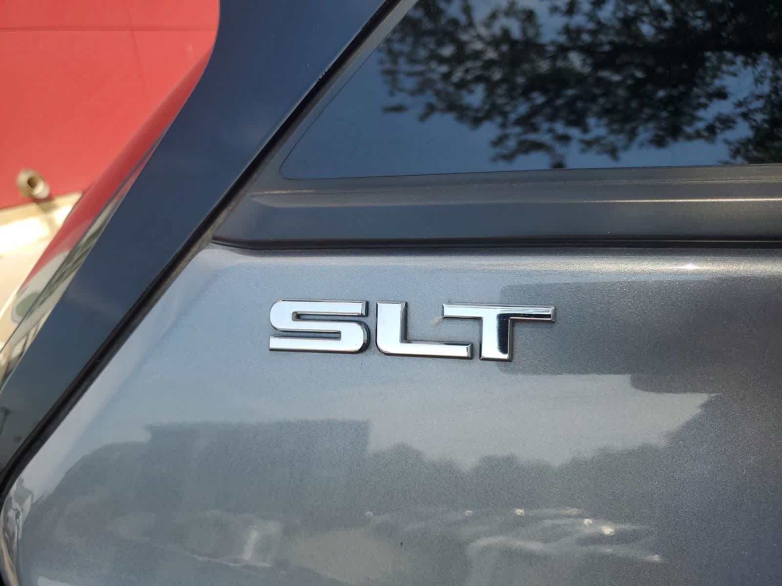 Used 2020 GMC Terrain SLT w/ Preferred Package FWD image 11