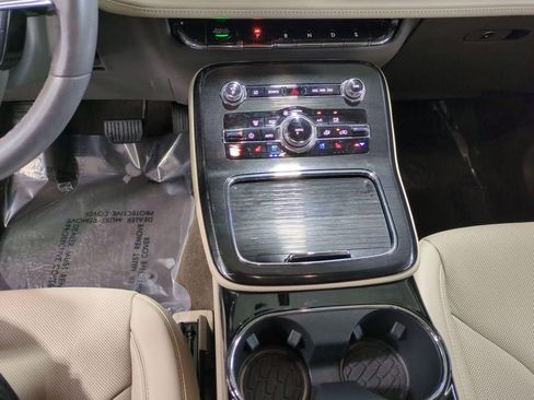 Certified 2023 Lincoln Nautilus Reserve AWD/4WD image 23
