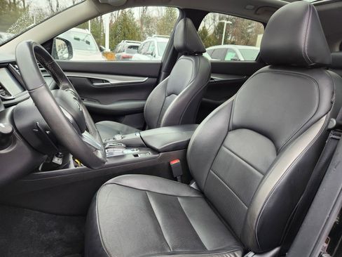 Used 2023 INFINITI QX50 Luxe image 10