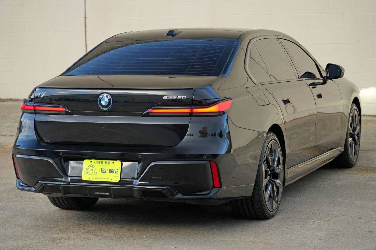 Used 2024 BMW i7 eDrive50 w/ M Sport Package RWD image 58