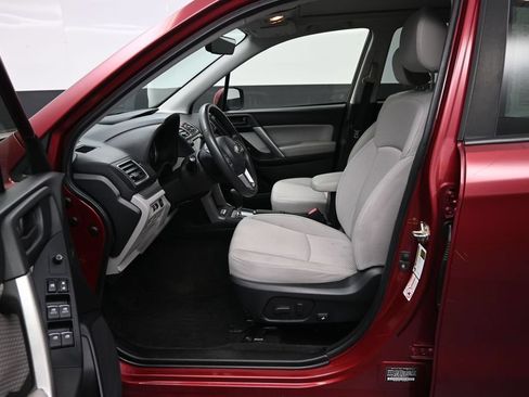 Used 2017 Subaru Forester 2.5i Premium w/ All-Weather Package AWD/4WD image 16