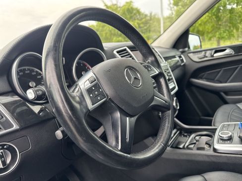 Used 2016 Mercedes-Benz GL 450 4MATIC image 20